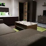 Irina Apartment *